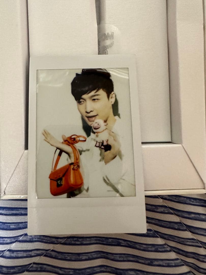 EXO レイ　MCM 限定　ポラロイド