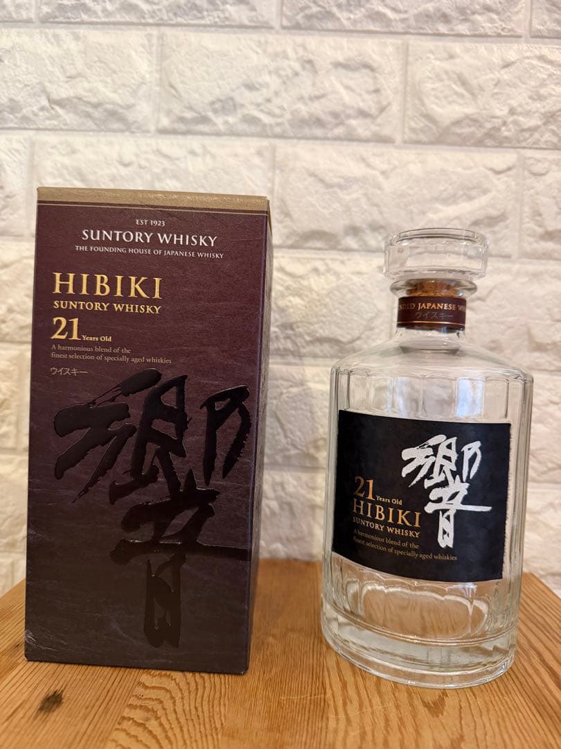 Hibiki 21年 ウイスキー 700ml 箱付き　空瓶