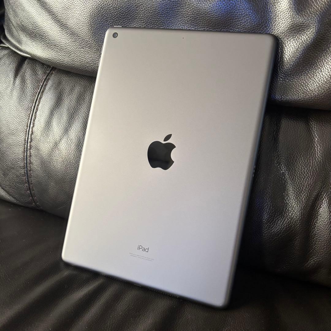 Apple iPad (第9世代) Wi-Fi 64GB