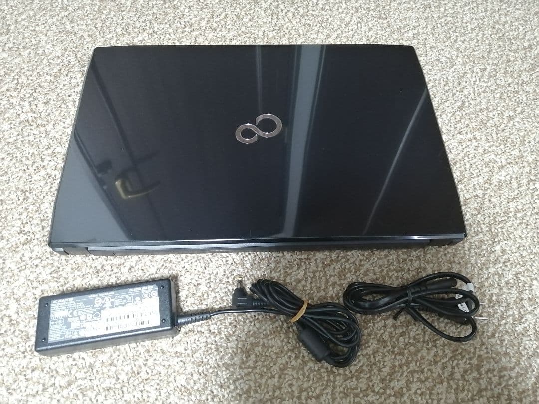 格安ノート！FUJITSU LIFEBOOK AH45/S
