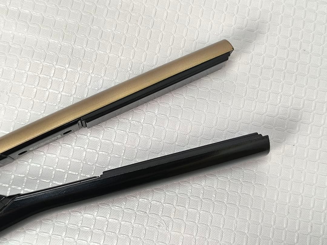 ヘアビューロン 4D plus ストレート　正規品　リュミエリーナ　52