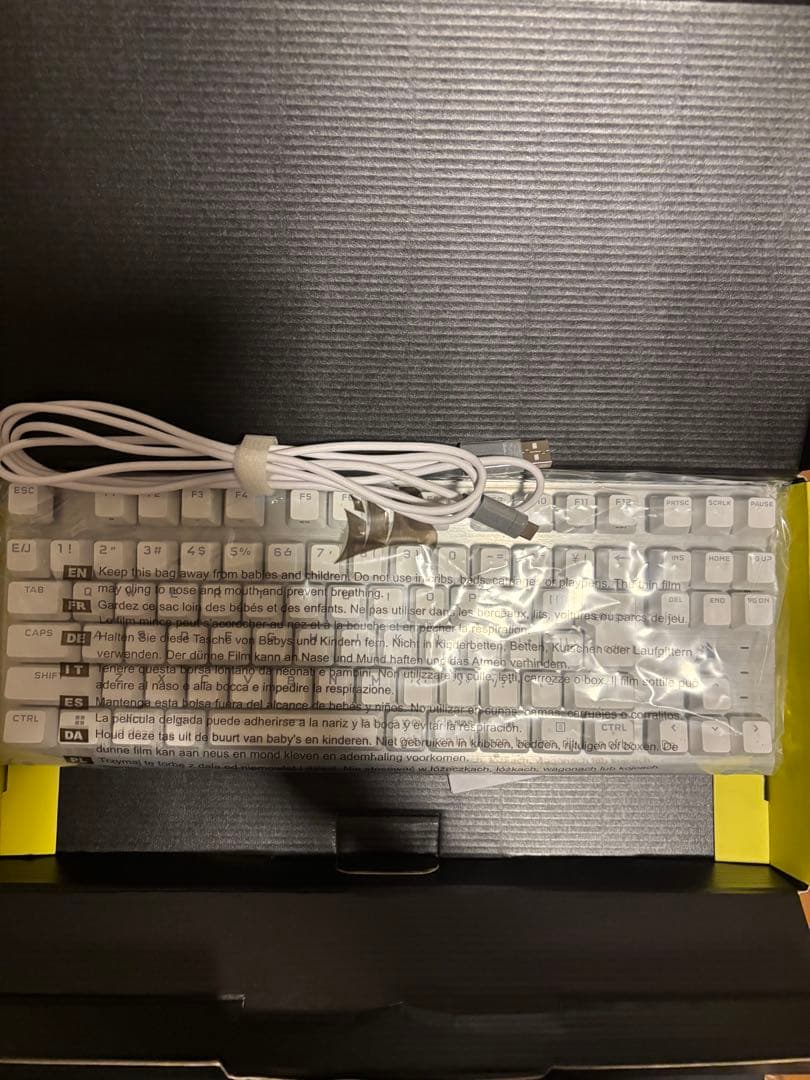 Corsair K60 PRO TKL ホワイトキーボード