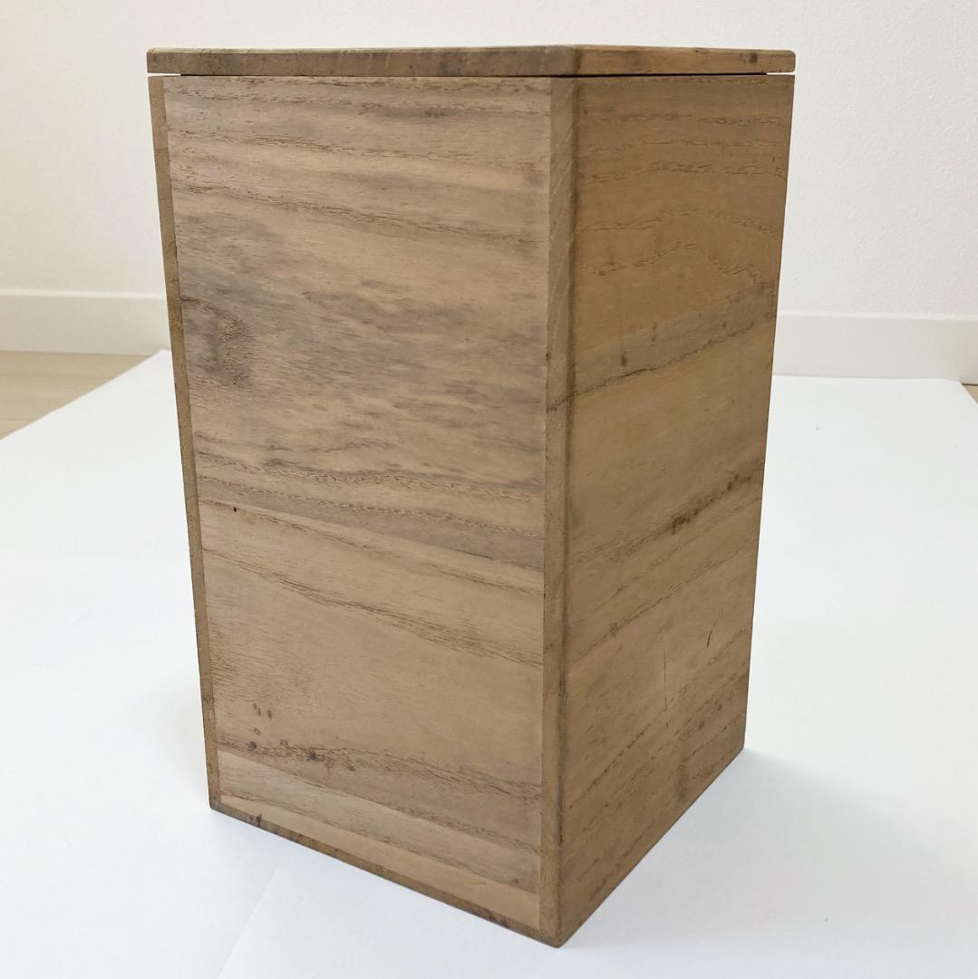 天然石 菊の彫刻の花瓶 全高約25.6cm