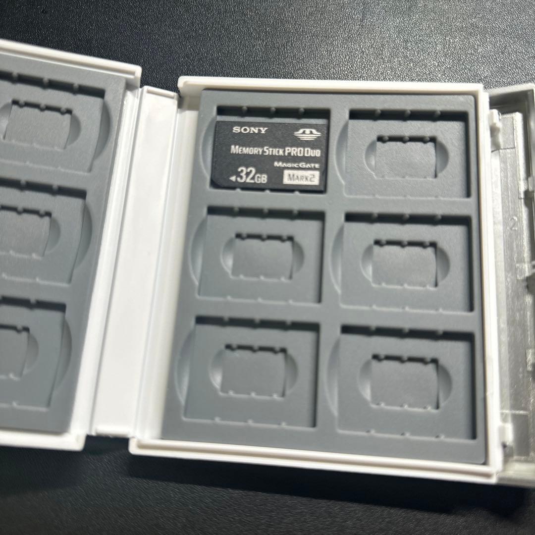 ソニー　SONY MEMORY STICK PRO Duo 32GB