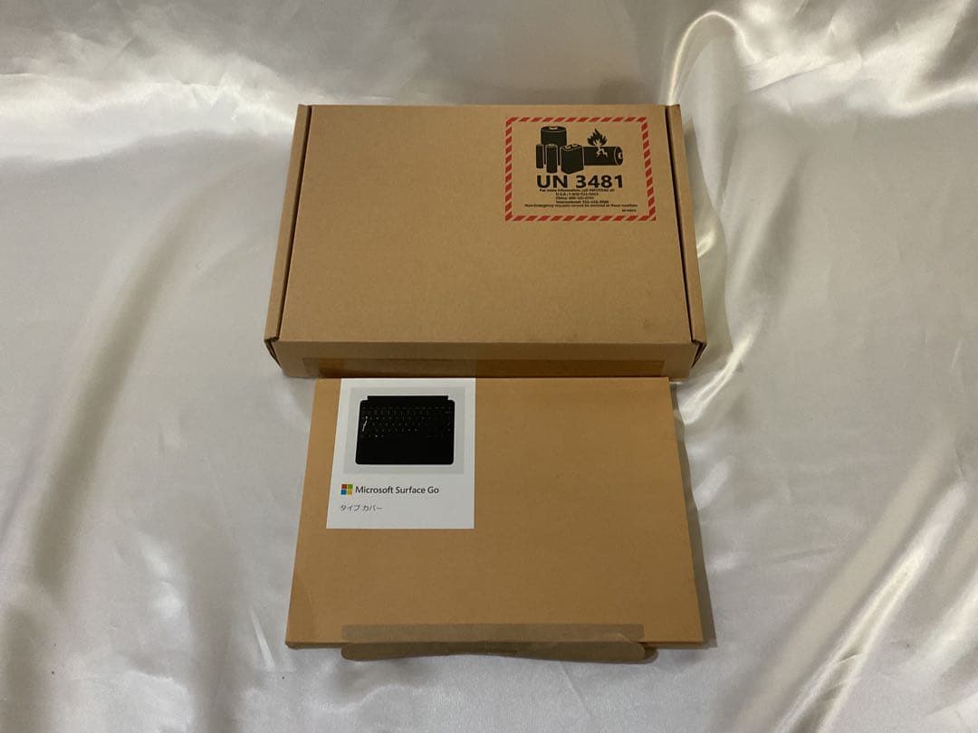 Surface Go3 LTE i3 8g SSD 256 g(法人向モデル)