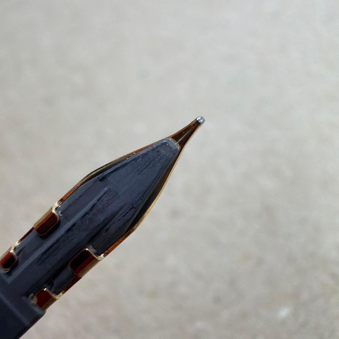 新品 PILOT パイロット Capless キャップレス 万年筆 赤 18k