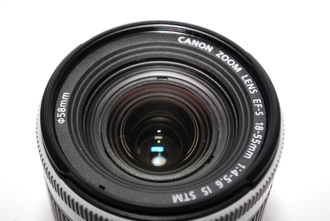 ✨希少色 ショット数少な目✨Canon Kiss X7ホワイトレンズセット