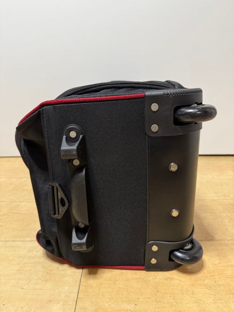Coleman コールマンキャリー付き　ボストンバッグ　黒/赤　大容量　美品