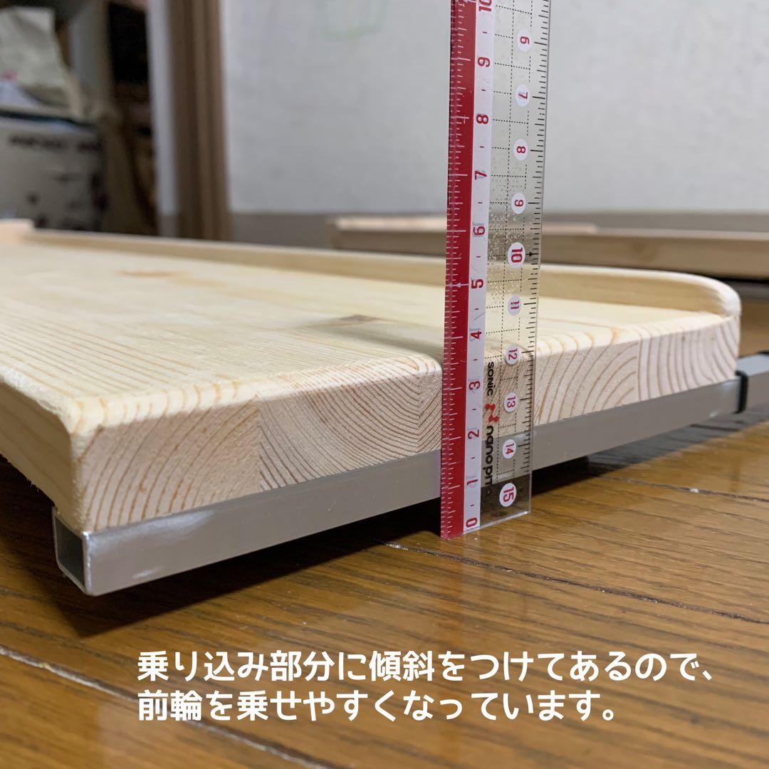 現役主任ケアマネジャーが、現場の悩みから開発した手軽に使える車椅子用体重計