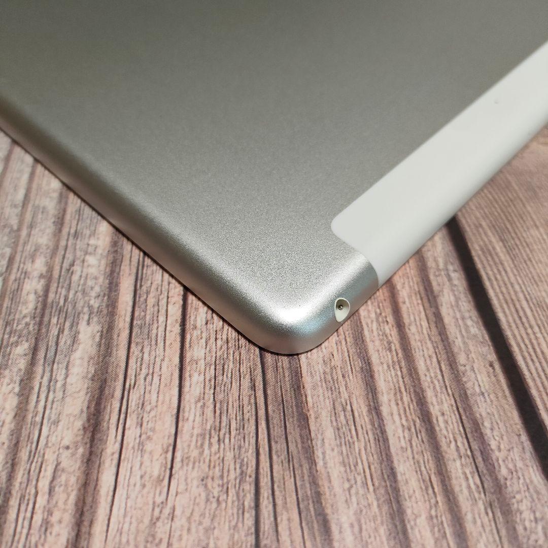apple iPad 第8世代 128GB SIMフリー シルバー 美品