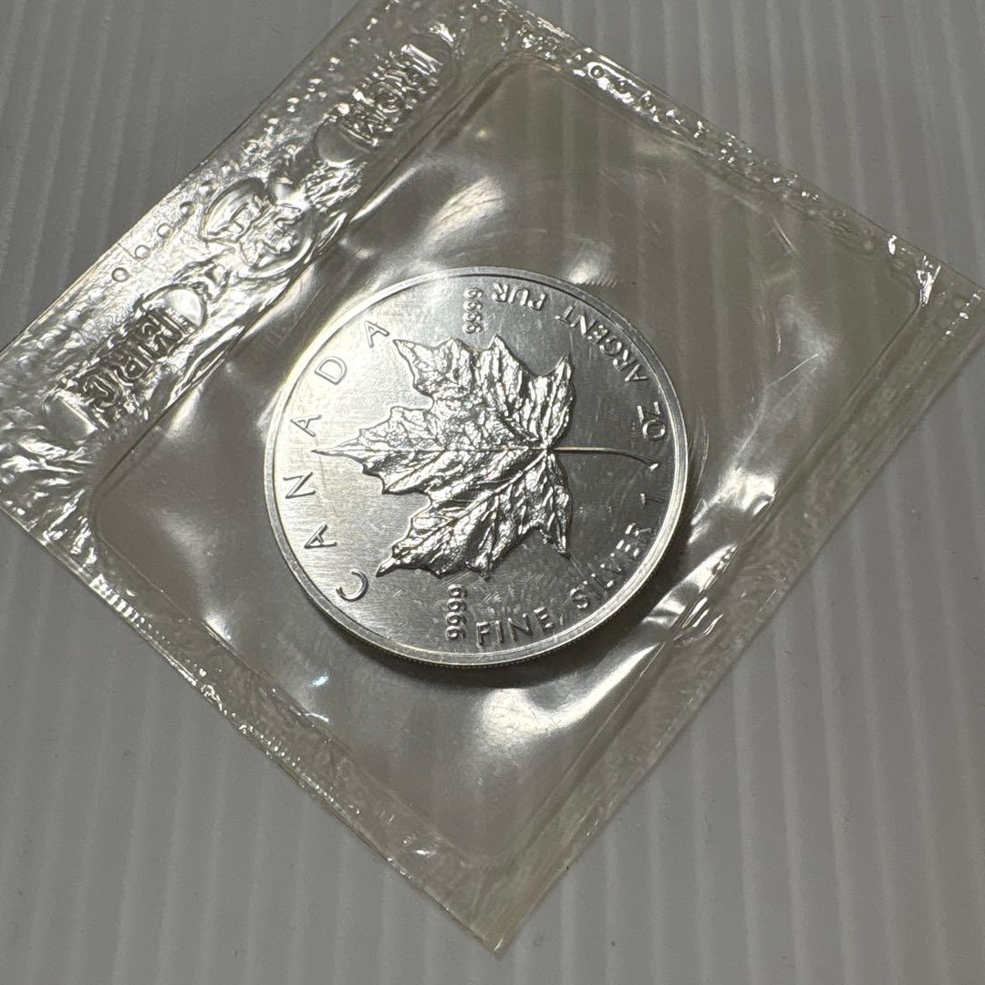 カナダ 1オンス 銀貨 1992年 エリザベス2世　パウチタイプ