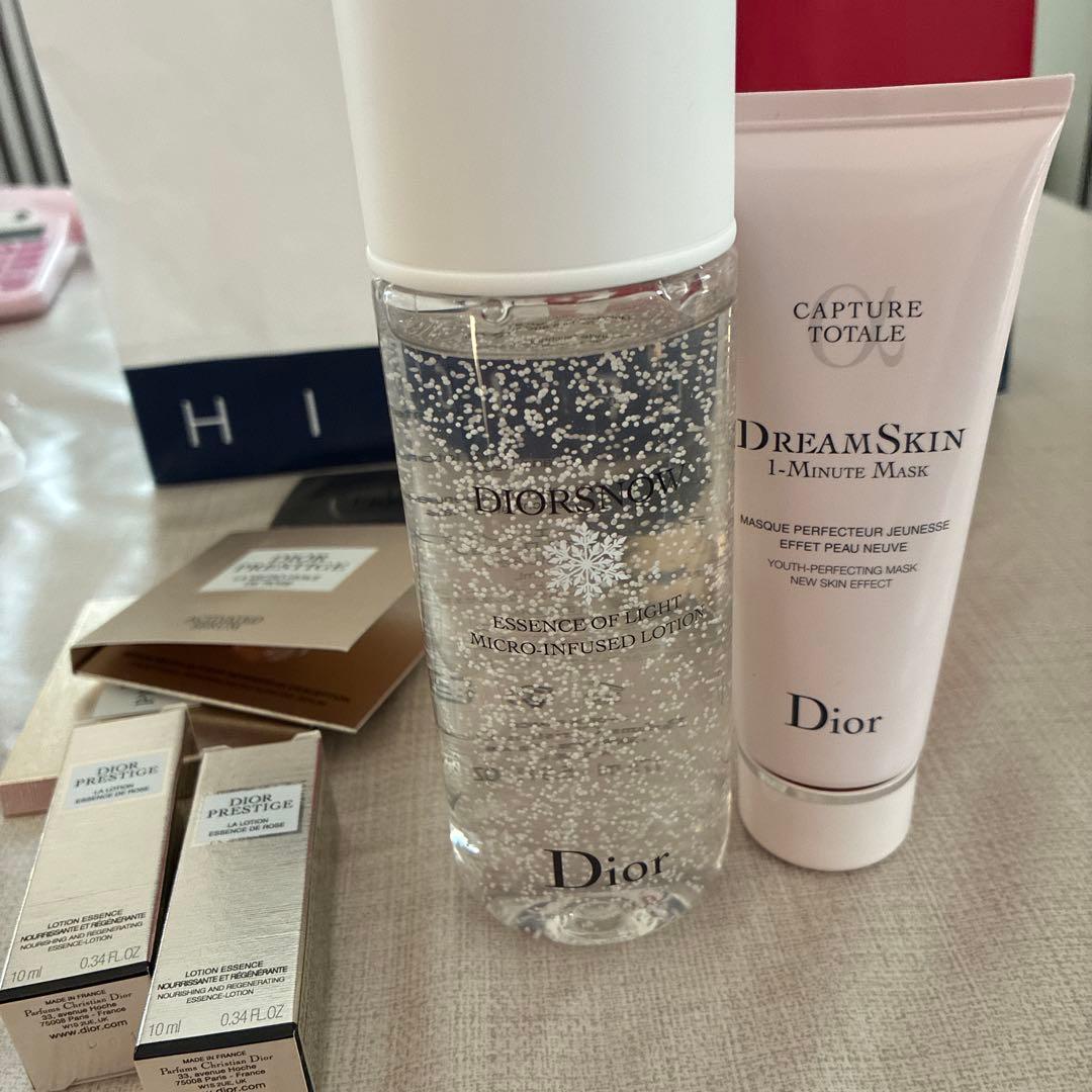 DIOR ESSENCE OF LIGHT 化粧水、スクラブ洗顔、セラム