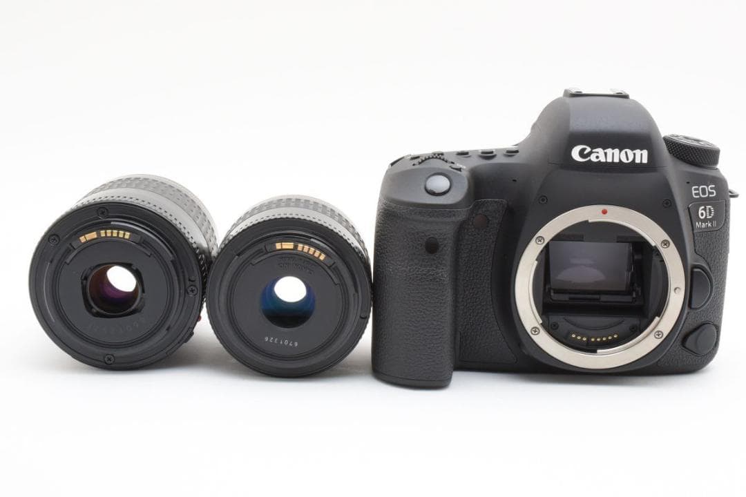 超美品　800ショット EOS 6D Mark II　ダブルレンズ　一眼レフ