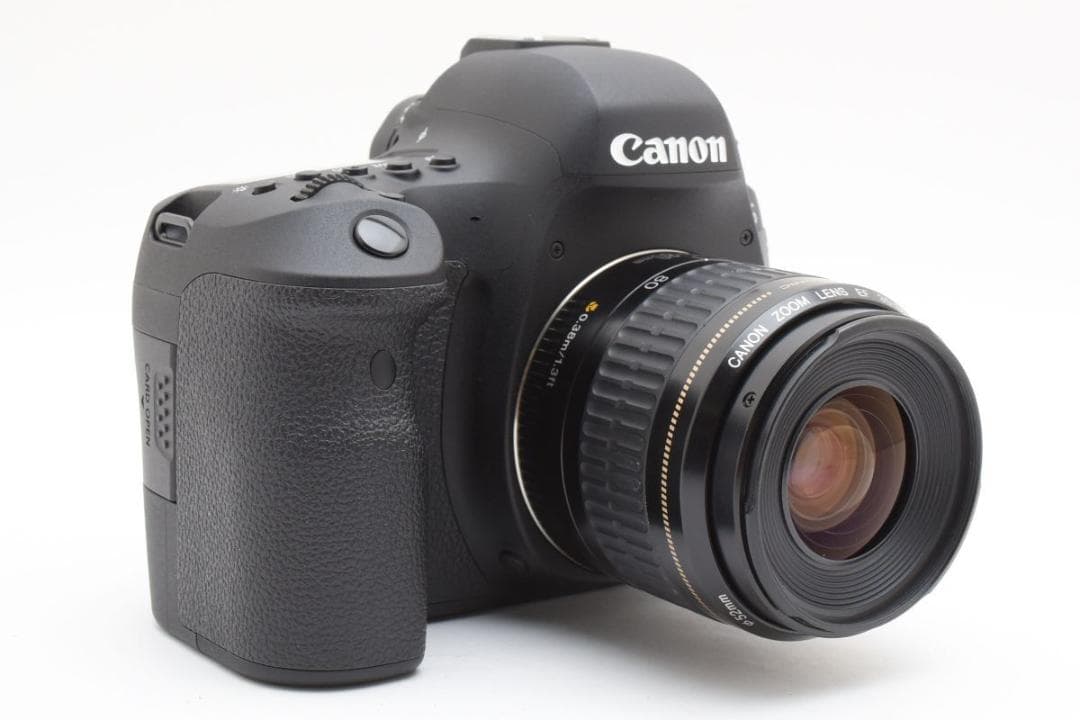 超美品　800ショット EOS 6D Mark II　ダブルレンズ　一眼レフ