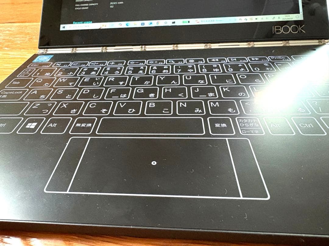 Windowsノート本体 Lenovo Yoga Book YB1-X91F Atom x5-z8550