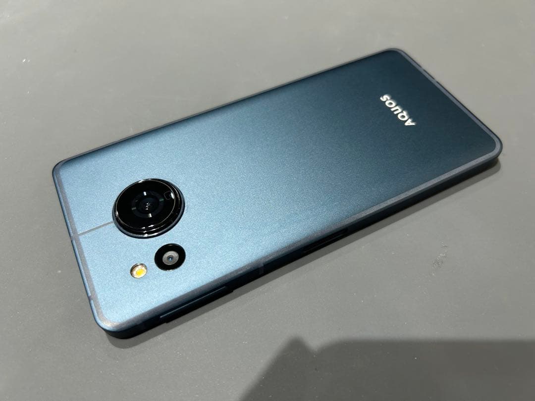 AQUOS Sense8 中古　SHARP