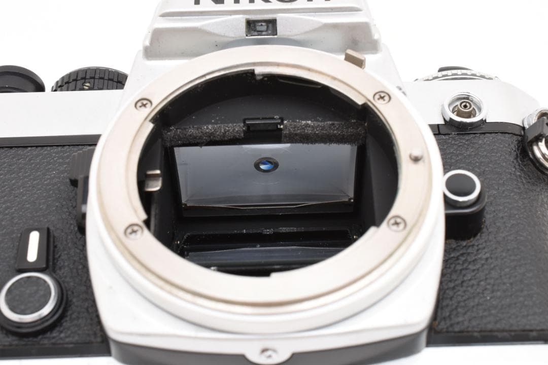 ★各部モルト張り替え済・美品★ ニコン Nikon FE ボディ #19074