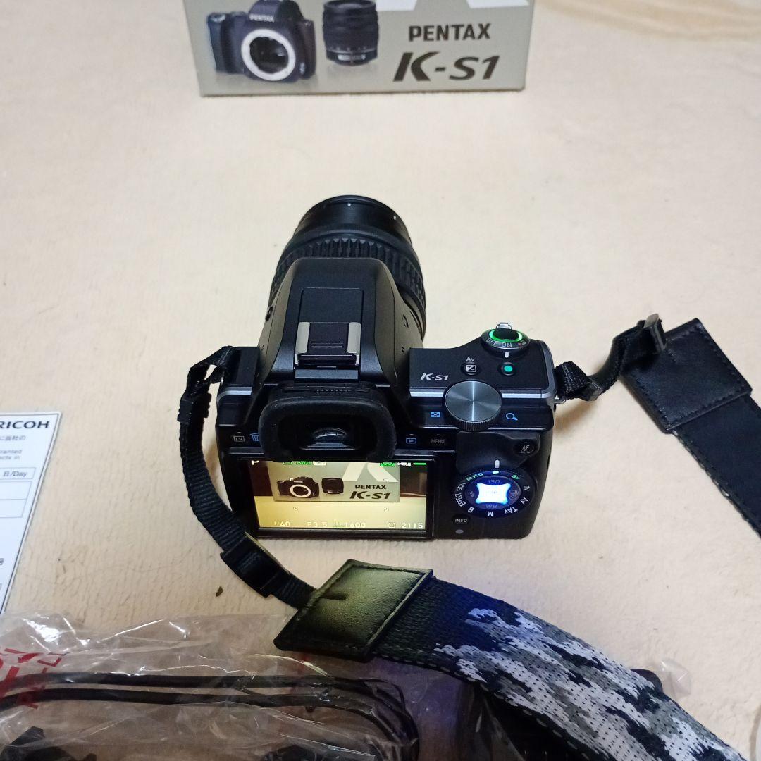ショット数400枚弱　PENTAX K-S1 レンズキット正常品＆送料込み！
