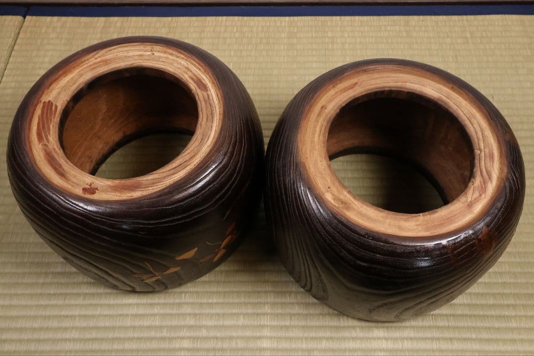 桐火鉢一対 幅31cm 菊 金蒔絵 草花 木箱 古民具 漆芸【MB263】