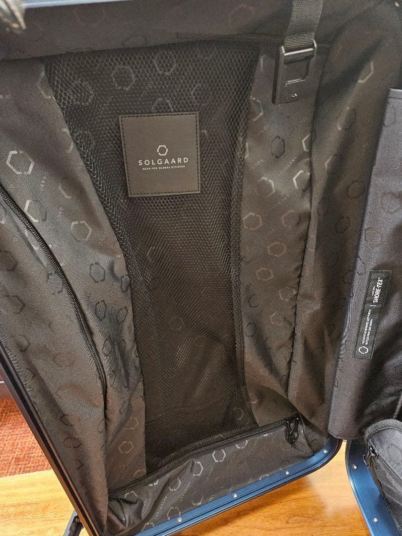 新品未使用Solgaard 91L Trunk Closet スーツケース