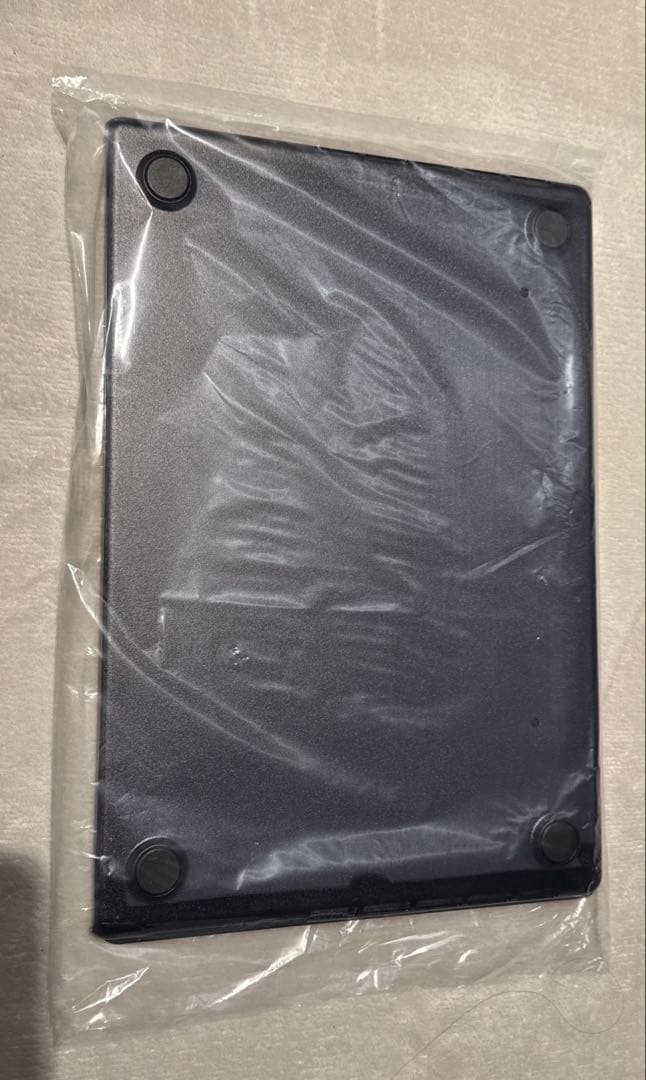 Incase Edge Hardshell Case for 16インチMac