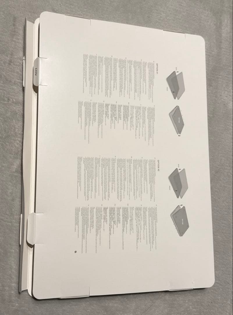 Incase Edge Hardshell Case for 16インチMac