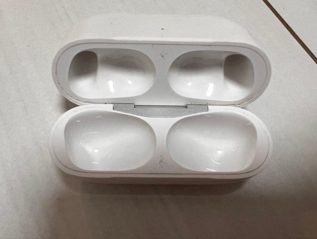 AirPods Pro 第2世代（充電ケースのみ）
