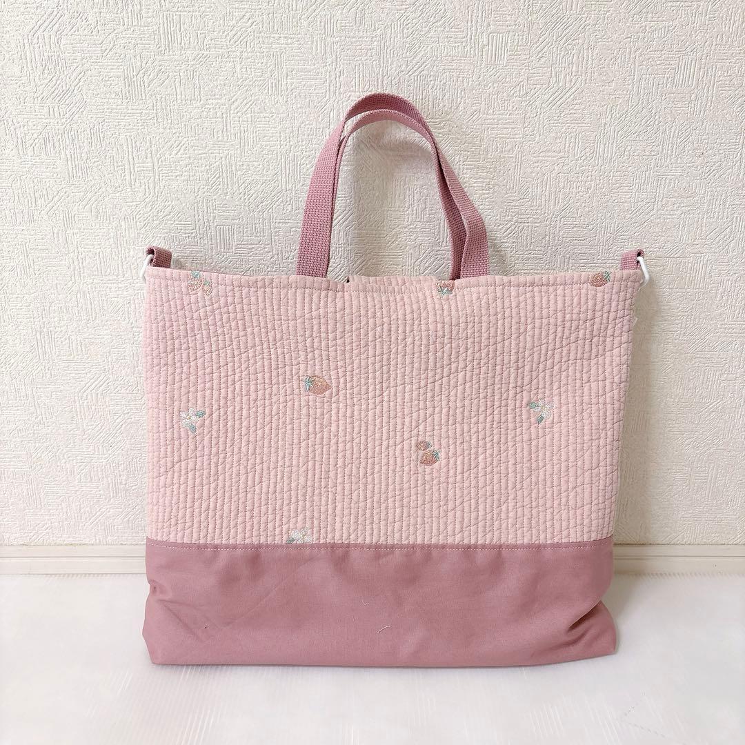 レッスンバッグ✖️2 ヌビ　いちご刺繍