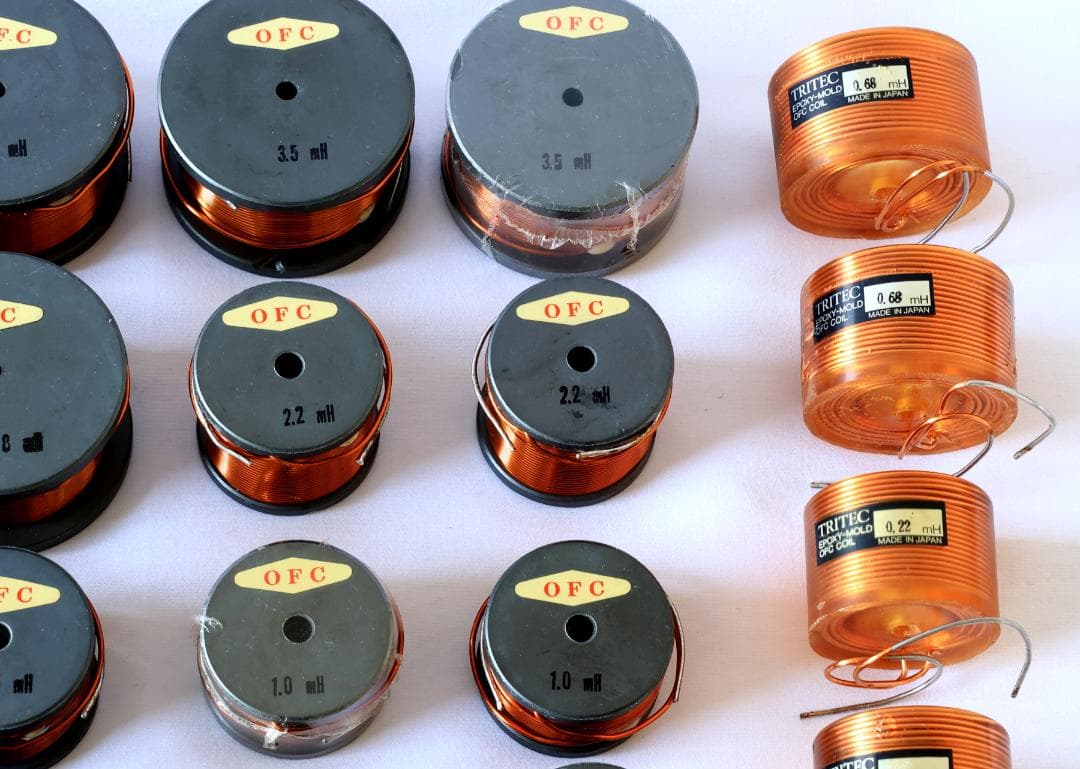 スピーカーネットワーク用コンデンサー34個とコイル26個のセット