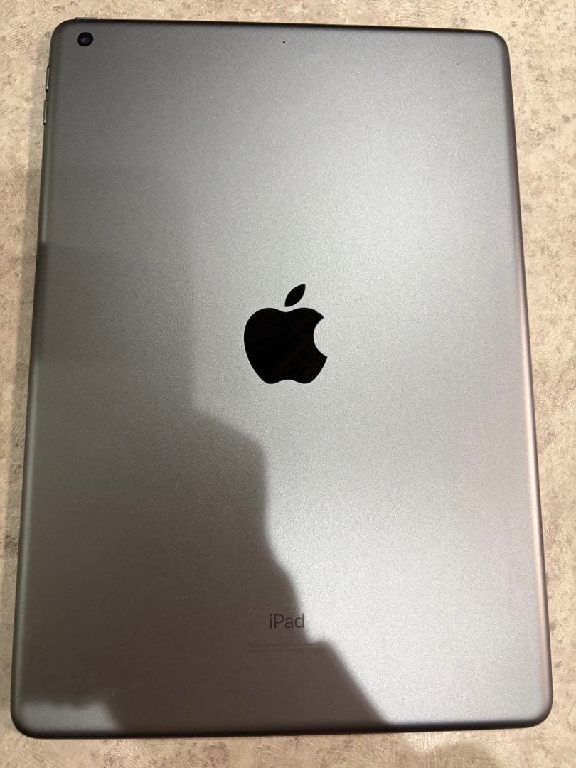 Apple iPad 9世代 スペースグレー 本体