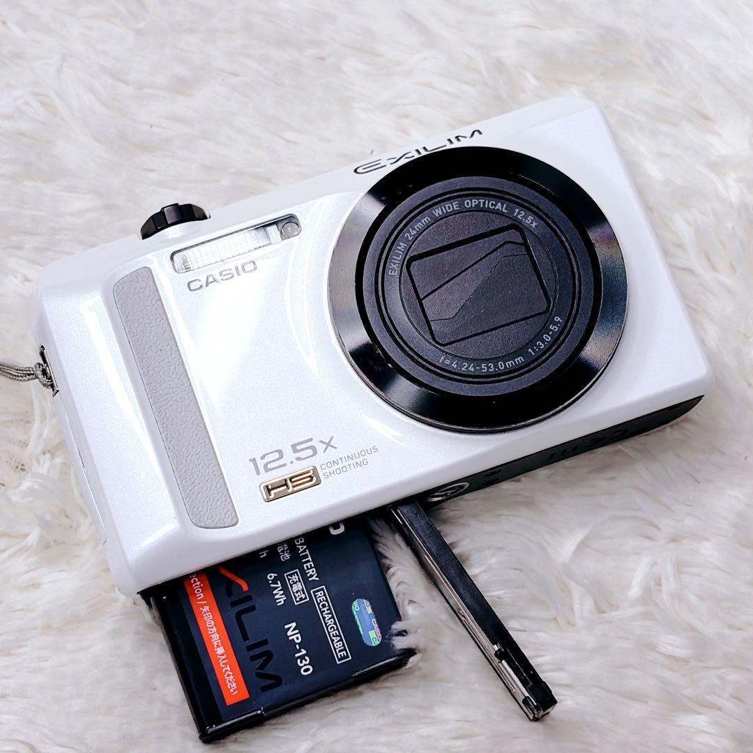 【外観極美品】CASIO EXILIM EX‐ZR200 ホワイト デジカメ
