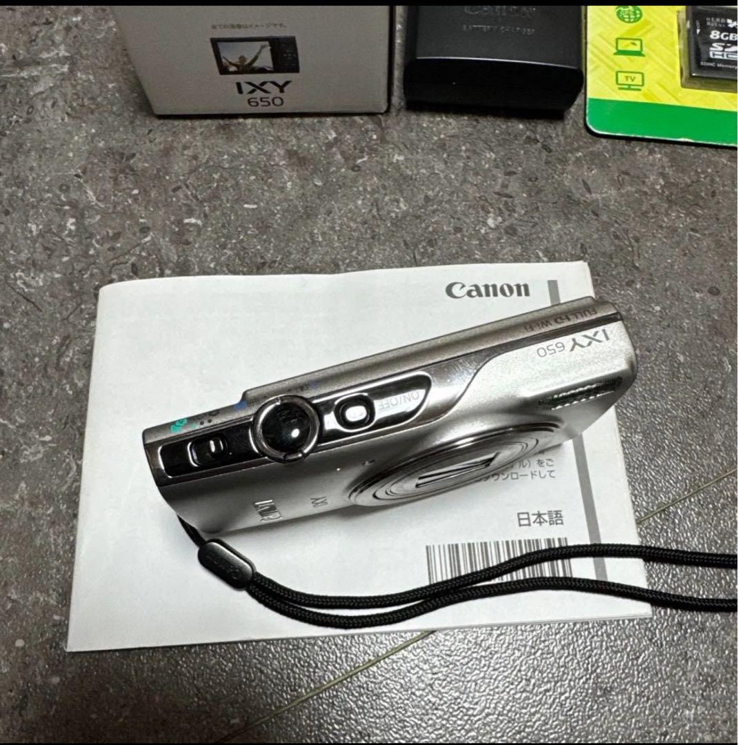 【美品付属品あり】 キヤノン　Canon IXY 650 シルバー