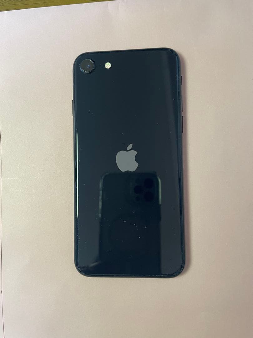 Apple iPhone SE 第３世代 64GB