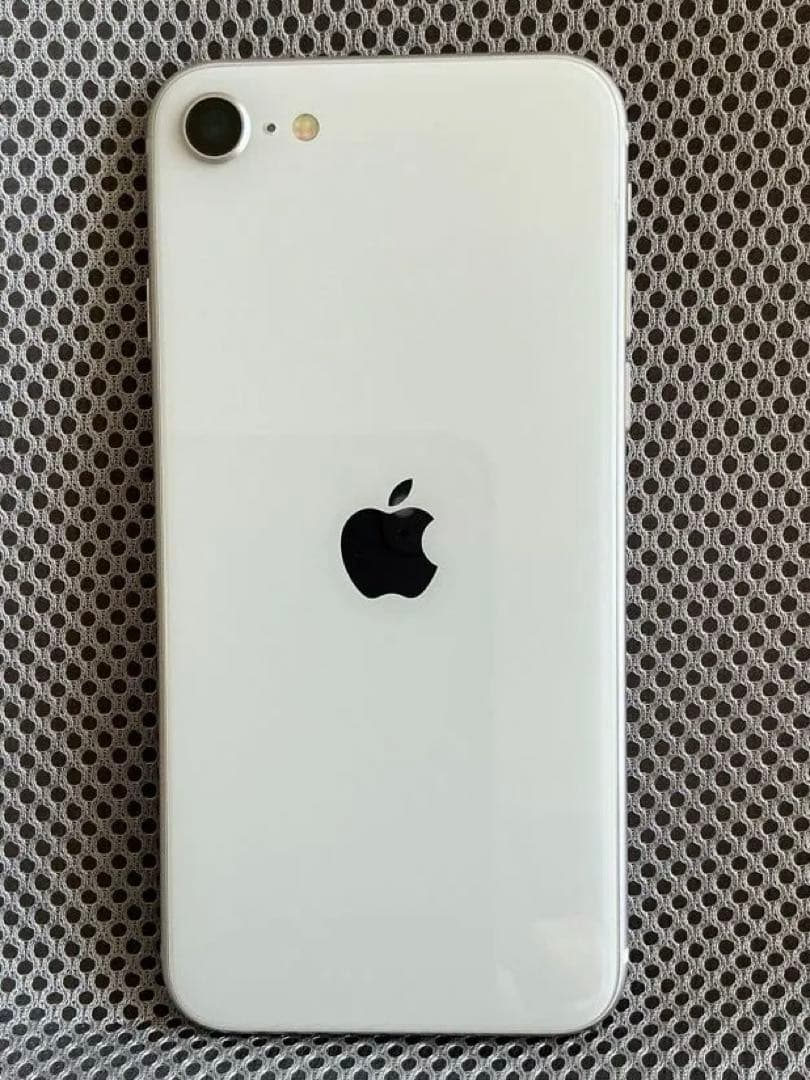 Apple iPhone SE3 SIMフリー 64GB