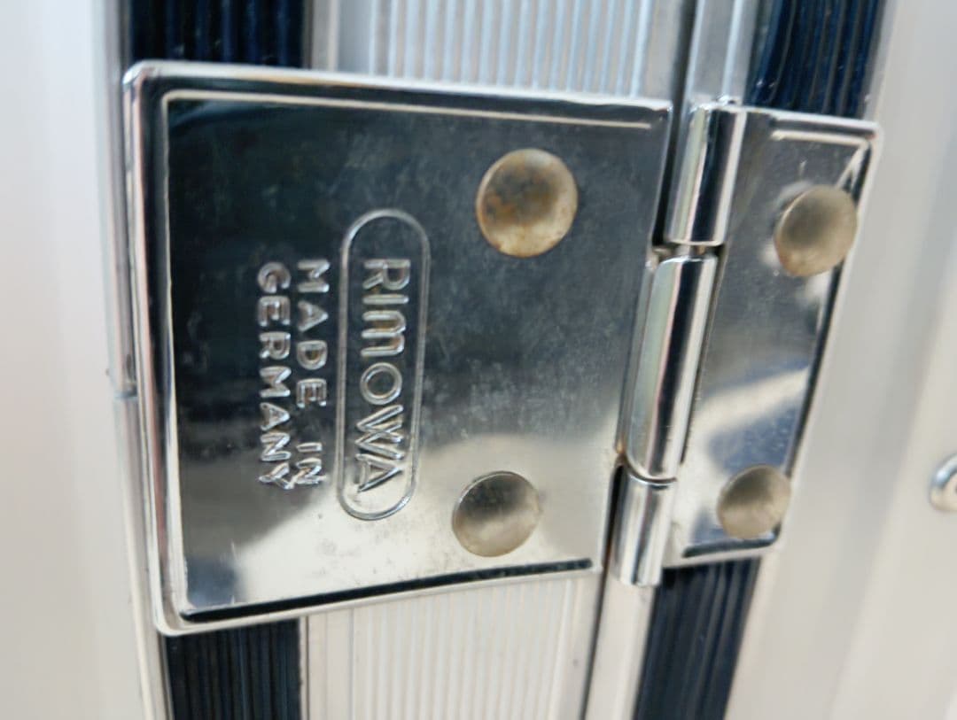 希少 廃盤品 RIMOWA silver Integral 2輪 キャリー