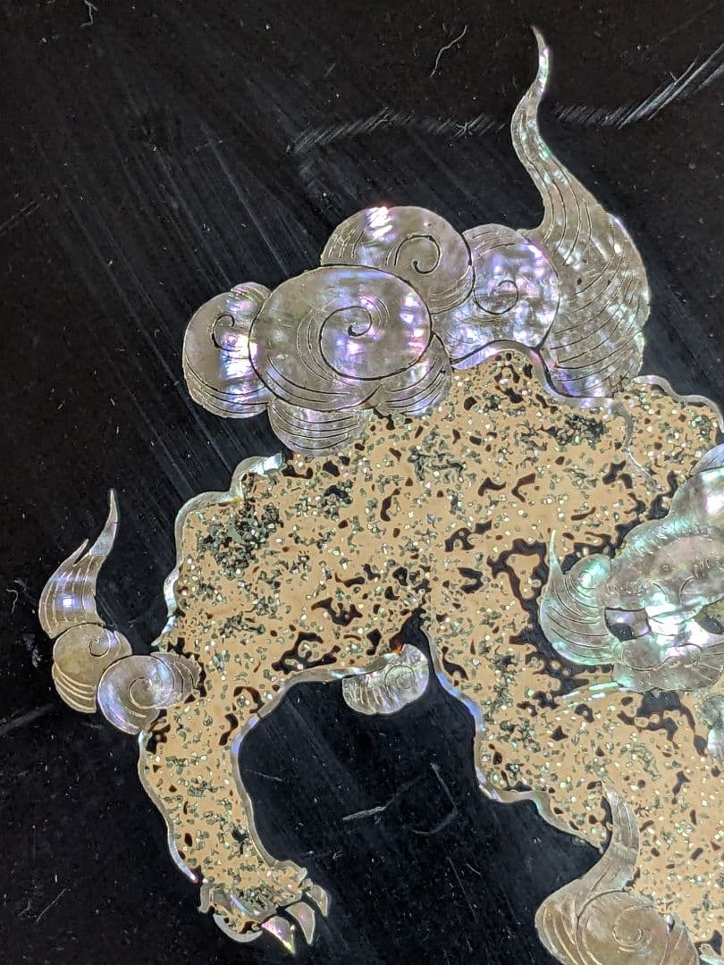 ♦希少！ 書画 掛け軸 骨董品 開運 縁起物 獅子図文 極細密 螺鈿細工 工芸品