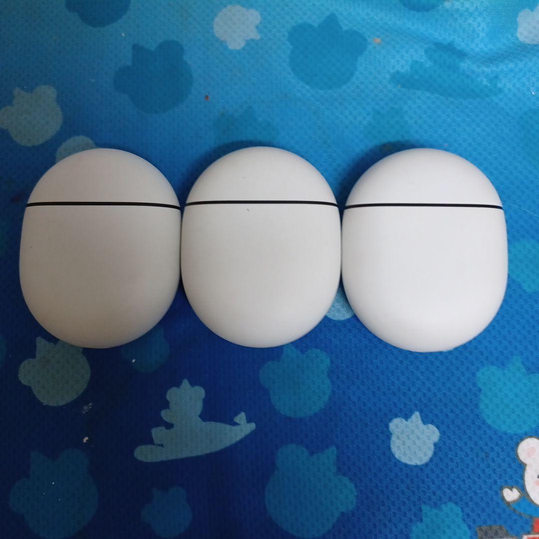 Google Buds Pro 2、 2個 & Google Buds 1 個