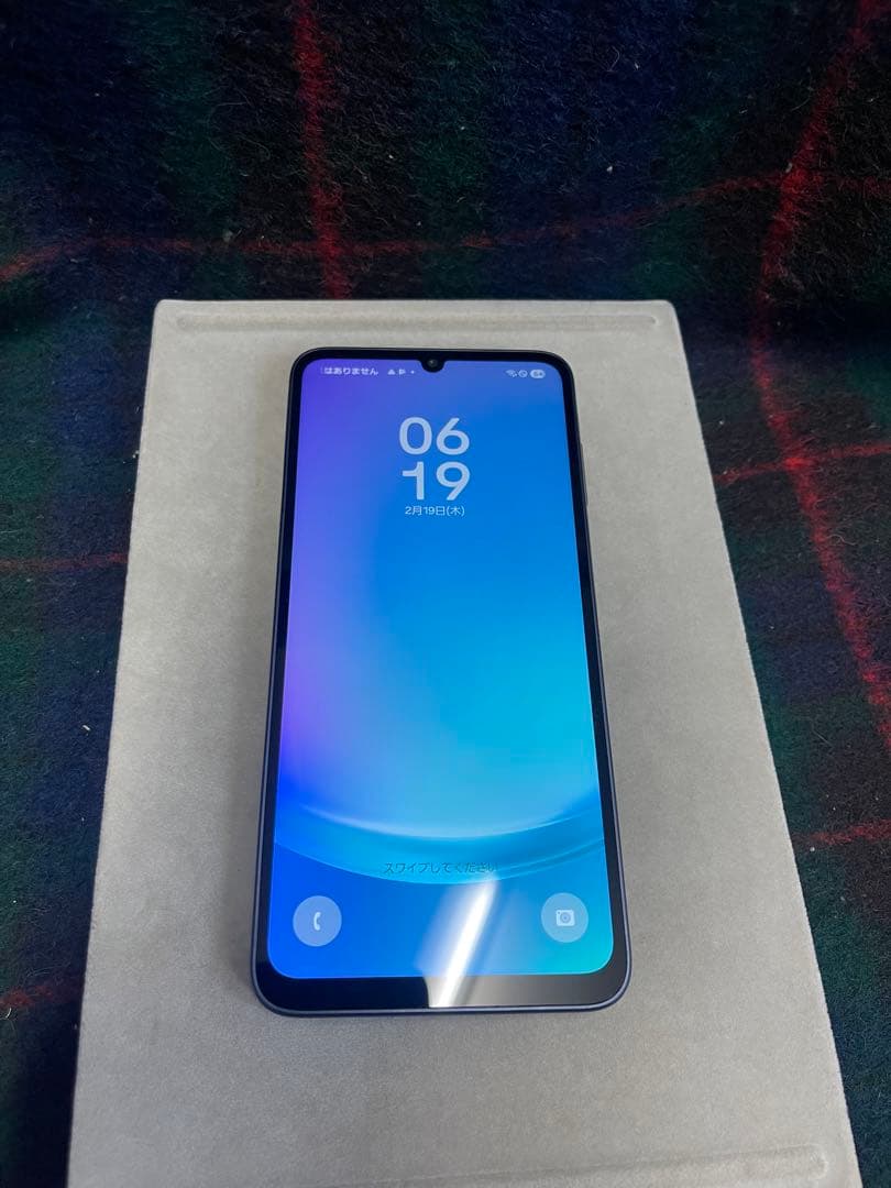 Galaxy A25 5G SCG33ほぼ未使用 SIMフリーバッテリー性能良好