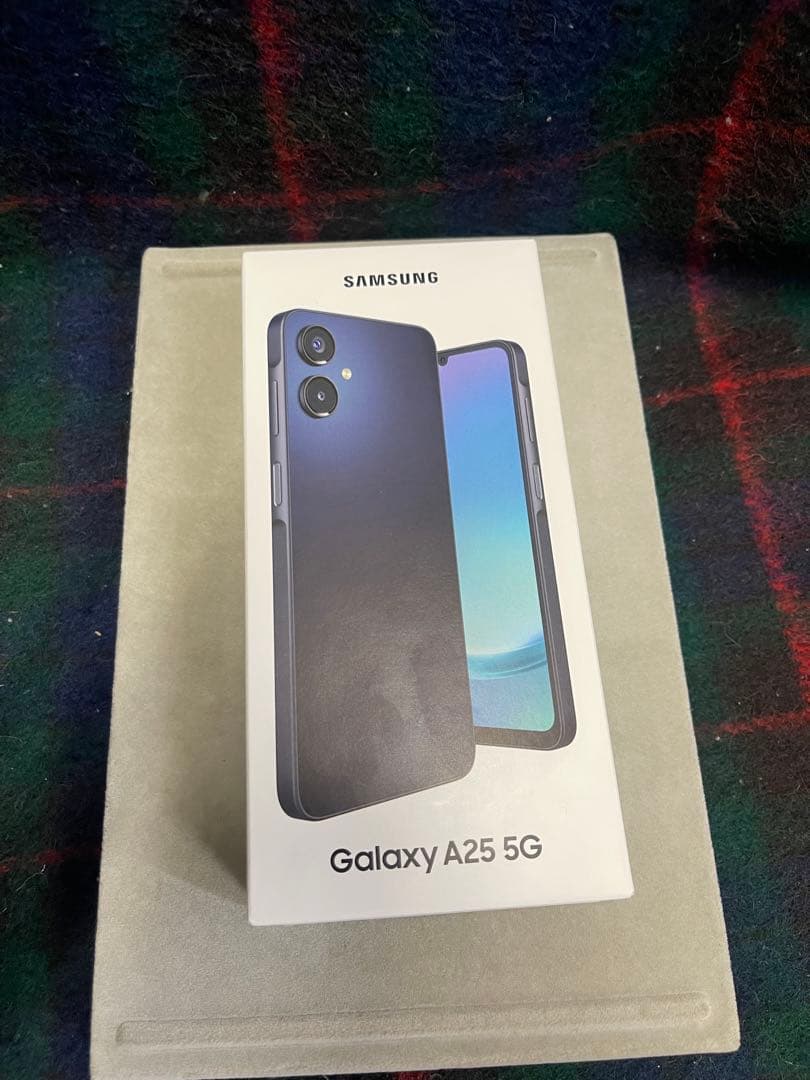 Galaxy A25 5G SCG33ほぼ未使用 SIMフリーバッテリー性能良好