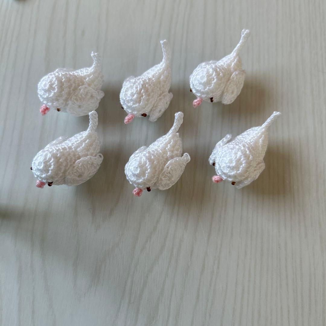 ハンドメイド　あみぐるみ　小鳥モチーフ