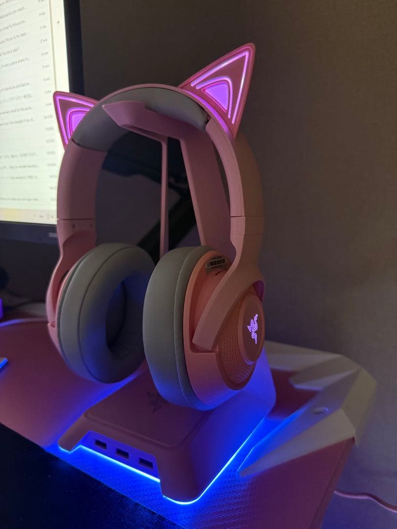 Razer ピンク 猫耳 ゲーミングヘッドセット+ ヘッドセットスタンド