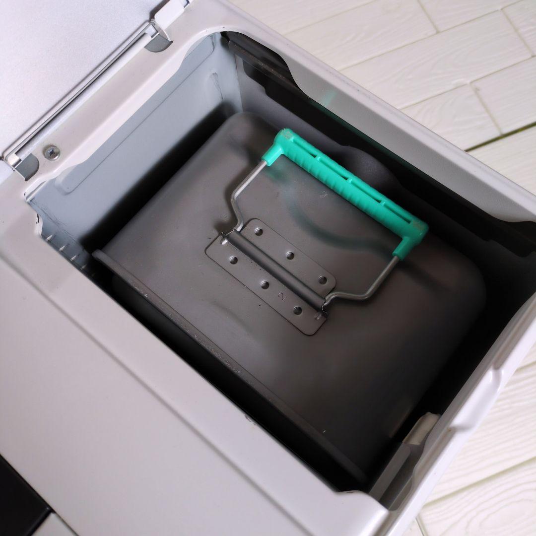 ダイニチ　ブルーヒーター　FW-6717SDX 石油ファンヒーター 暖房