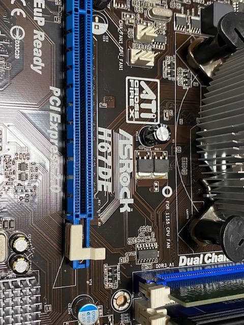 ASROCK H67DE +CPUi7-2600+メモリ12 G ⑥