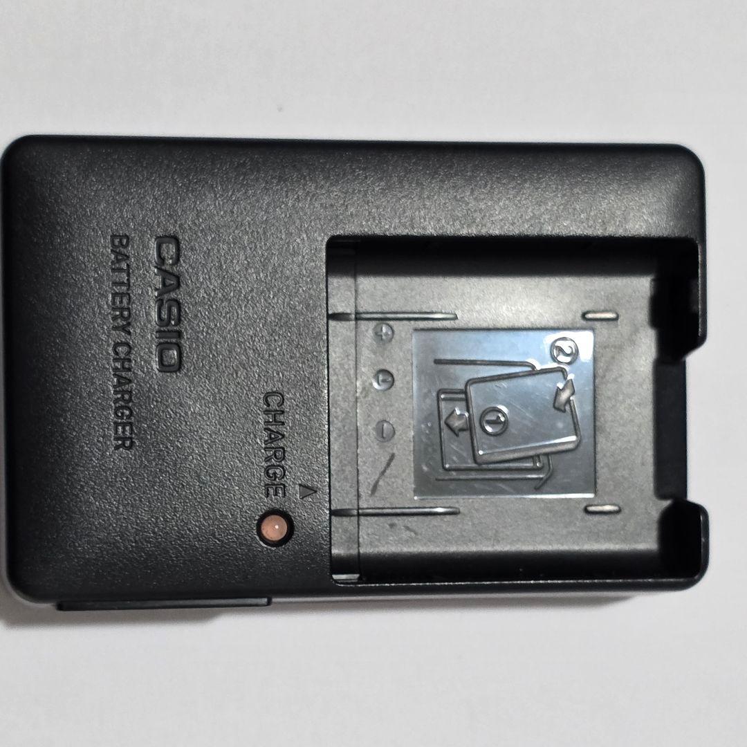 【美品】デジカメ CASIO EX-Z2300 パープル(液晶に一部劣化有)