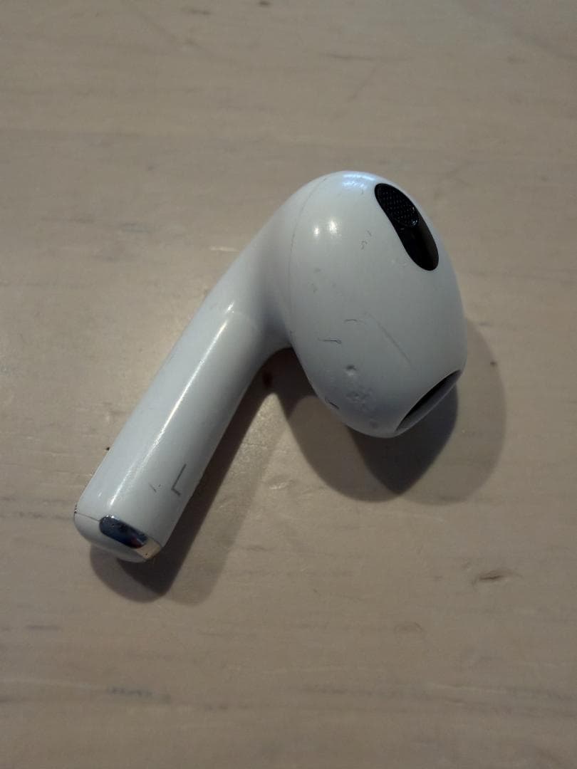AirPods iFace ワイヤレスイヤホン 本体 ケース付き第三世代