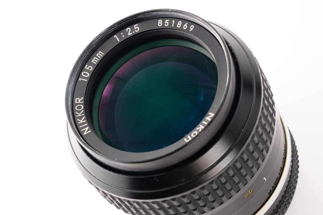 【極美品】Nikon Ai Nikkor 105mm F2.5 869 ニコン