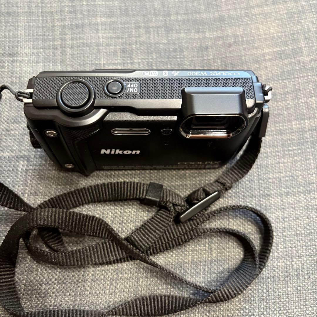 Nikon COOLPIX W300 コンパクトデジタルカメラ