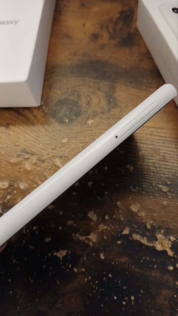 SIMフリー　Galaxy A22 5G SC-56B ホワイト