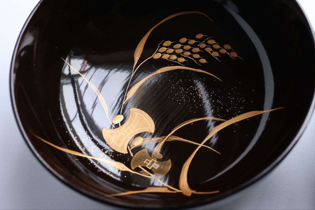 【MB281】加賀蒔絵 天然木漆塗 打出の小槌稲穂金蒔絵 黒塗椀 二客 大正昭和