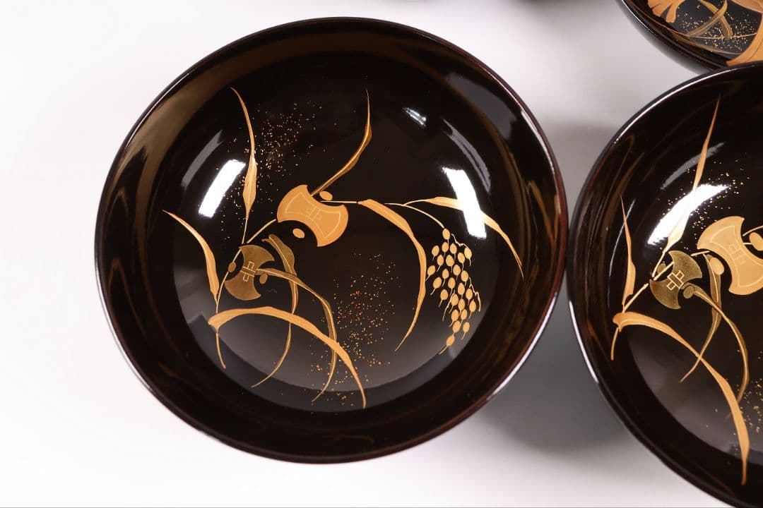 【MB281】加賀蒔絵 天然木漆塗 打出の小槌稲穂金蒔絵 黒塗椀 二客 大正昭和